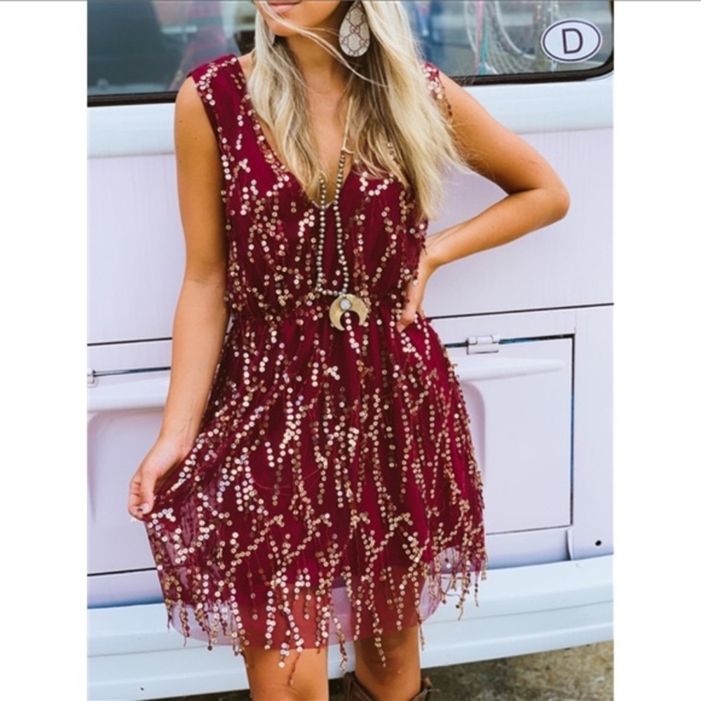 NWT- never worn- perfect condition
